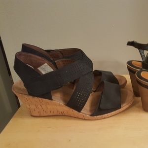 Rockport Wedge suede sandal